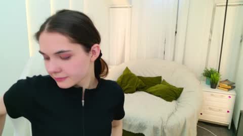 sindell_cryell online show from May 18, 4:07 am