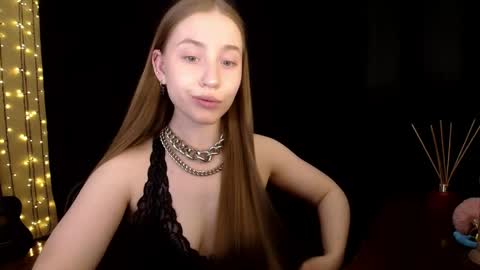 Sindi online show from March 29, 7:48 pm