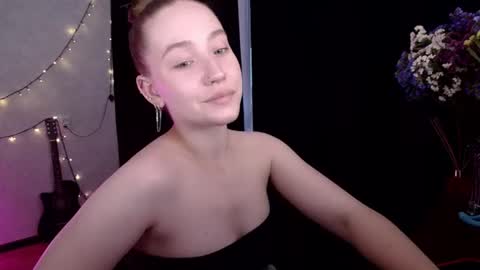 Sindi online show from August 4, 3:19 pm