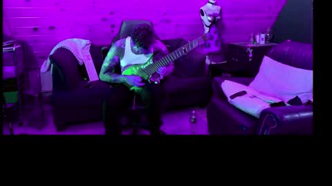 Snapshot of siphonophorstrings chatting on October 21, 1:33 am Dustbunnyfoofoo online show from October 21, 1:33 am