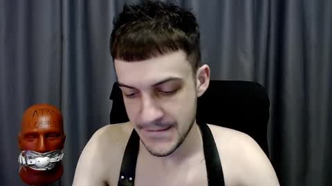 Sir Damien online show from March 27, 3:01 am