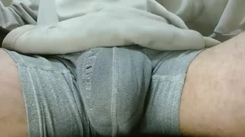 AlphaMaster Rodrick online show from April 21, 3:35 am