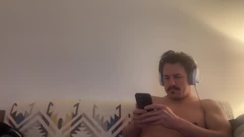 Snapshot of sirbubblesworth chatting on January 25, 2:58 am sirbubblesworth online show from January 25, 2:58 am