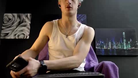 SirReedy online show from March 20, 6:07 am