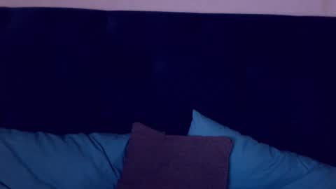 sisifire online show from February 22, 10:30 am