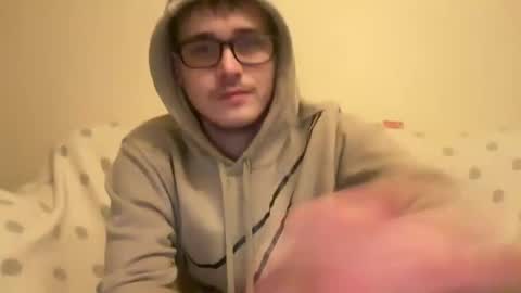 sissy_brit22 online show from December 13, 7:04 am