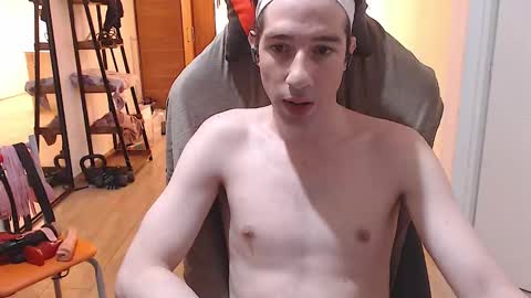 sissy slave online show from January 6, 1:31 am