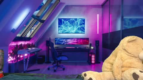 Elise online show from December 4, 1:36 pm