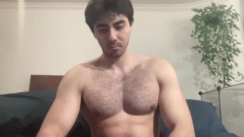 sixpacker_ online show from August 10, 5:12 am