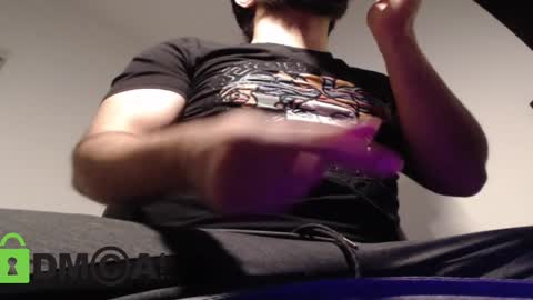 Snapshot of skankhunt9000 chatting on February 9, 5:40 am Your Master MasterD9000 online show from February 9, 5:40 am