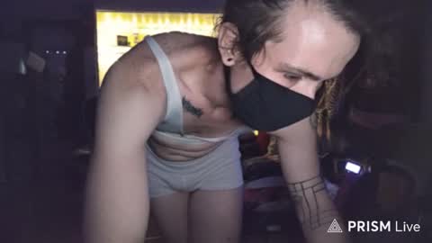 Snapshot of skankhuntrix chatting on October 29, 9:37 pm SkankHUNTRx online show from October 29, 9:37 pm