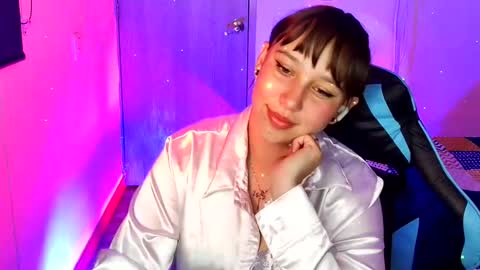 Alice online show from April 8, 11:41 pm