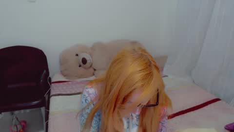 Arlett online show from December 2, 2:10 am