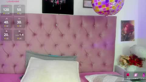 skay_wish online show from May 11, 4:04 pm