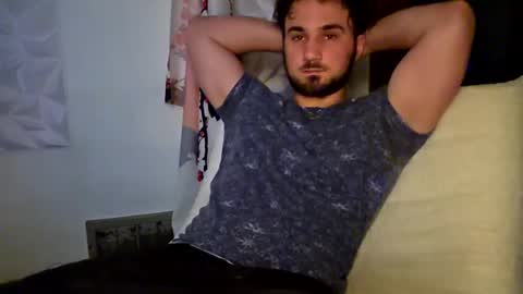 skimaskcouple89108 online show from July 16, 4:49 am