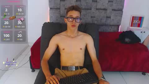 skinny_bigcock20 online show from March 21, 8:24 pm