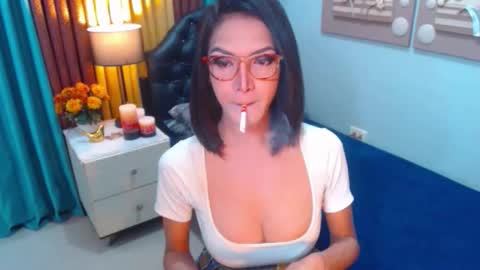 NICOLE online show from September 10, 11:50 pm