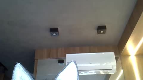 skinnykittencam online show from October 28, 7:15 pm