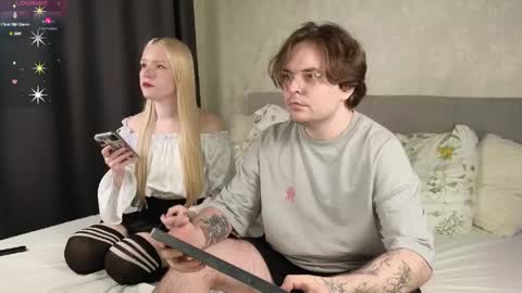 Ethan and Mona online show from June 9, 7:02 pm