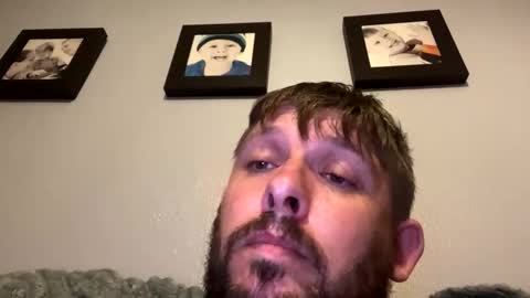 skuzzy25 online show from September 27, 7:22 pm