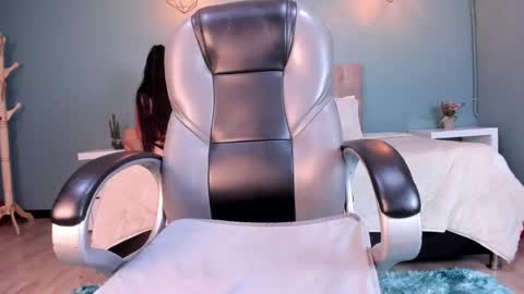 Hanna  online show from February 20, 9:22 am