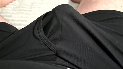 Snapshot of skyblu2031 chatting on January 22, 9:24 am skyblu2031 online show from January 22, 9:24 am