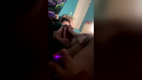skylerrayy online show from July 24, 10:34 am