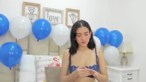 Skyler online show from February 4, 8:24 pm