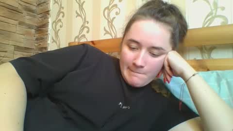 skyressie333 online show from January 16, 12:25 pm