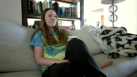 Snapshot of skywinters chatting on October 21, 3:05 pm Sky Winters online show from October 21, 3:05 pm