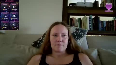 Snapshot of skywinters chatting on October 2, 7:01 pm Sky Winters online show from October 2, 7:01 pm