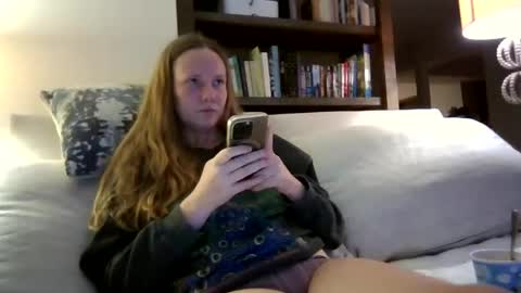Snapshot of skywinters chatting on September 21, 12:14 am Sky Winters online show from September 21, 12:14 am