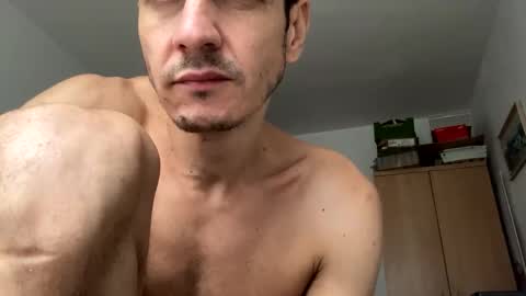 slabyhrac online show from September 16, 5:43 am