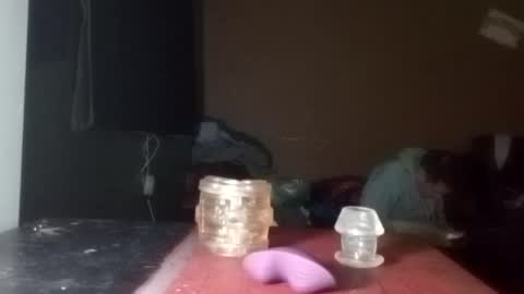 Sleazyycarlitx online show from August 4, 3:57 am