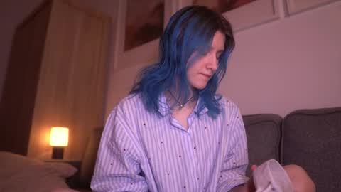 Sonya online show from December 17, 9:32 pm