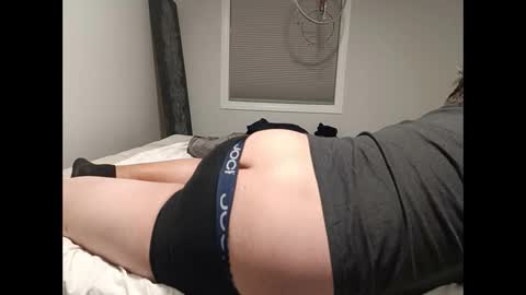 sleepwithyou online show from February 26, 7:02 am