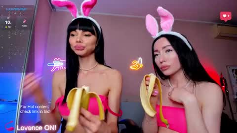 Snapshot of slemgem chatting on February 18, 6:04 pm Slemgem Amy friends online show from February 18, 6:04 pm