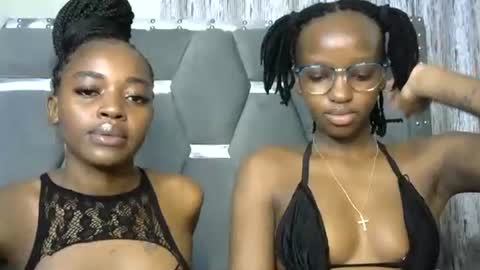 cutie online show from November 3, 8:15 am