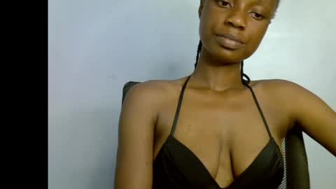 Alice online show from April 18, 7:07 pm