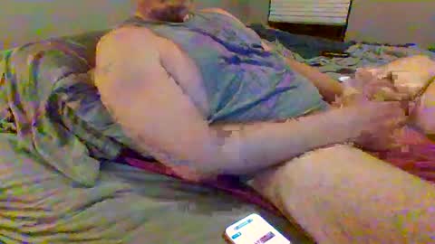 slimjim2090 online show from April 13, 7:01 am