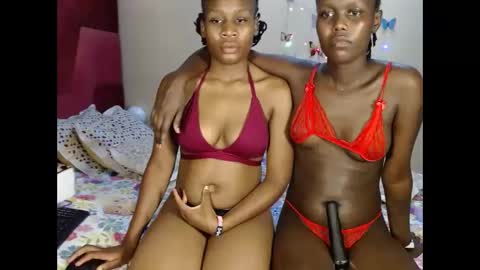 slimmy_kitties online show from November 13, 4:15 am