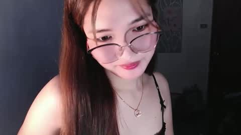 slutty_hannaxx online show from April 1, 1:28 am