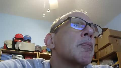 sluttyslave81 online show from April 12, 4:33 pm