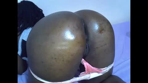 smart_lilly online show from September 15, 6:31 pm