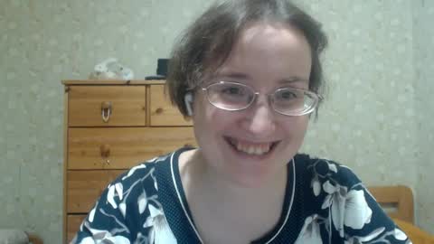 smart_rose online show from April 16, 9:39 pm