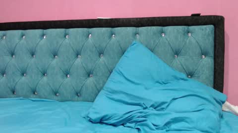 smile_cute_fox online show from December 8, 8:41 am