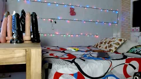 Smithdara online show from November 26, 7:54 pm