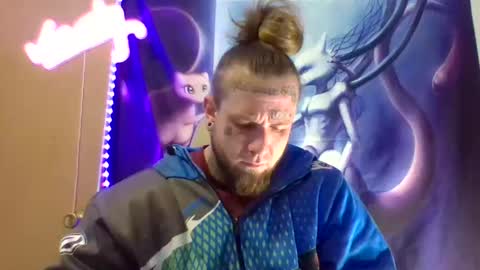 smoke online show from April 7, 12:40 pm