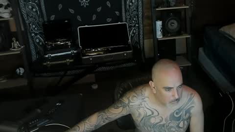 Snapshot of smokey915 chatting on January 15, 9:56 am Smokey915 online show from January 15, 9:56 am