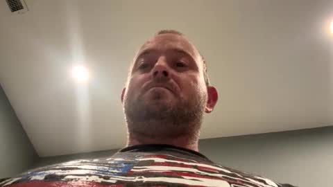 smokeymt420 online show from April 21, 6:09 am